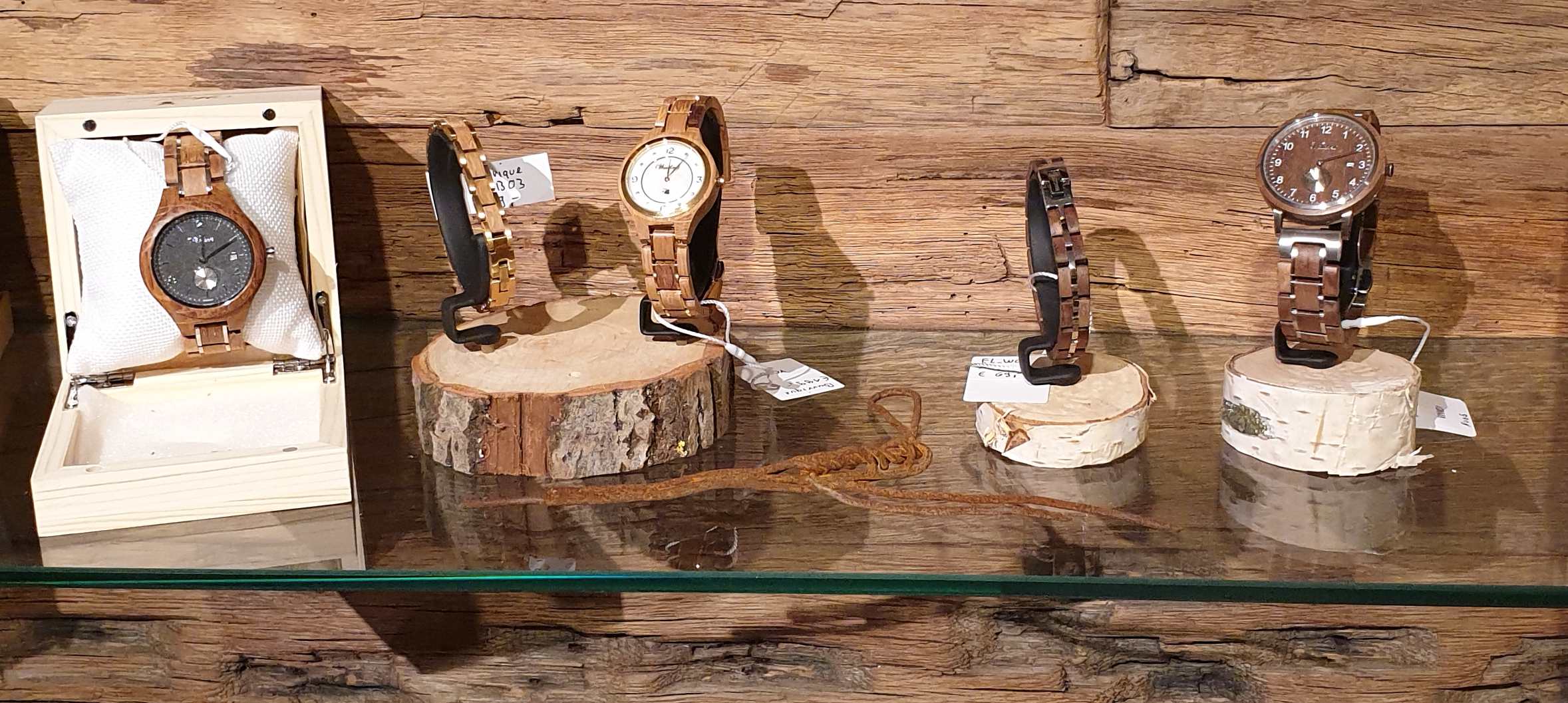 Waidzeit Uhren Und Schmuck Aus Holz