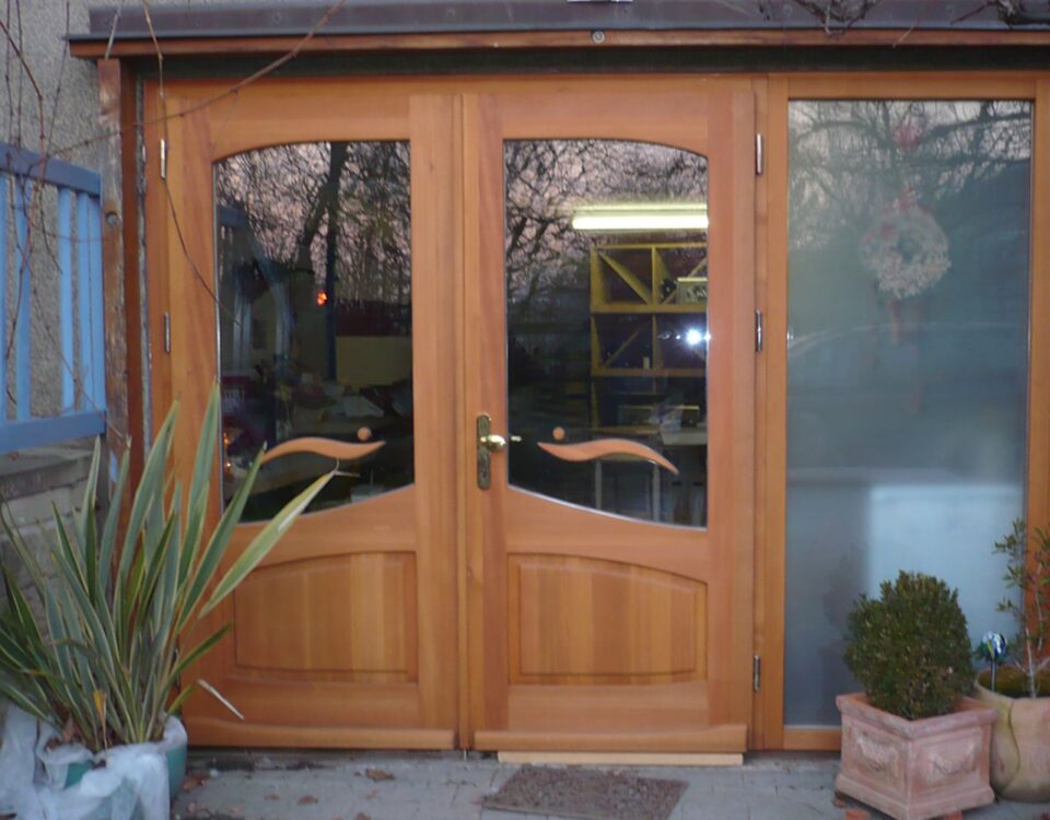 Ladentür für einen Hofladen, Weingut oder Biomarkt